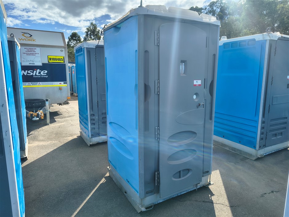 Portable Toilet - Fresh Water Flush - Forest Lake
