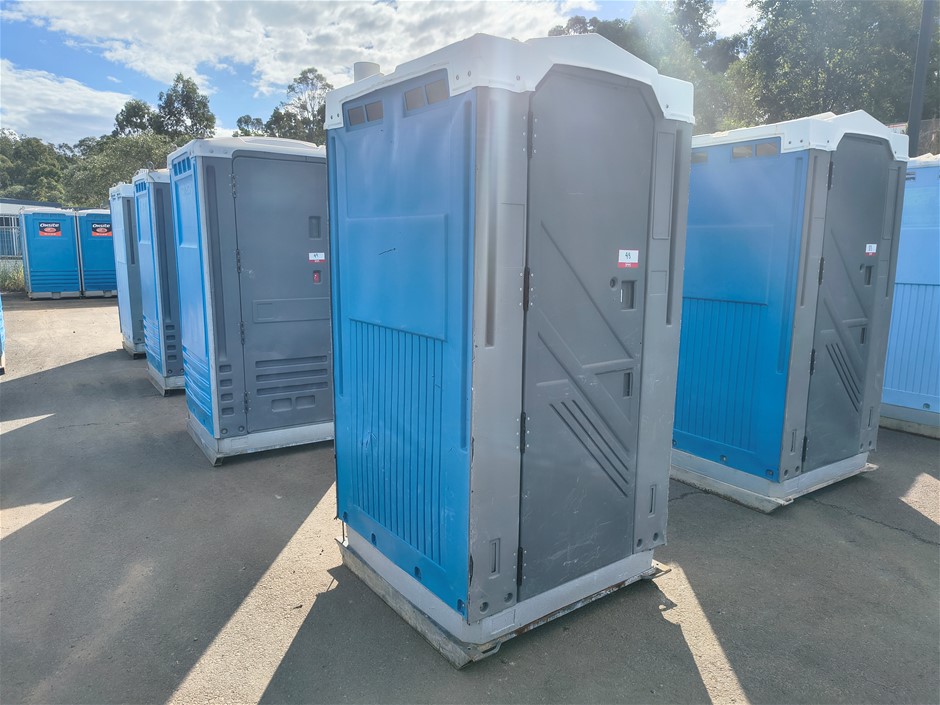 Portable Toilet - Fresh Water Flush - Forest Lake