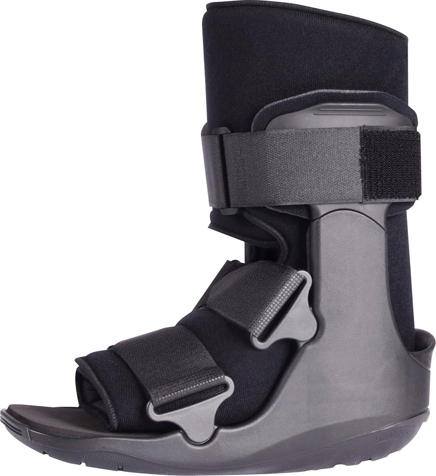 PROCARE XcelTrax Ankle Walker Brace Boot, Small, 79-95503. RRP: $100. NB: n