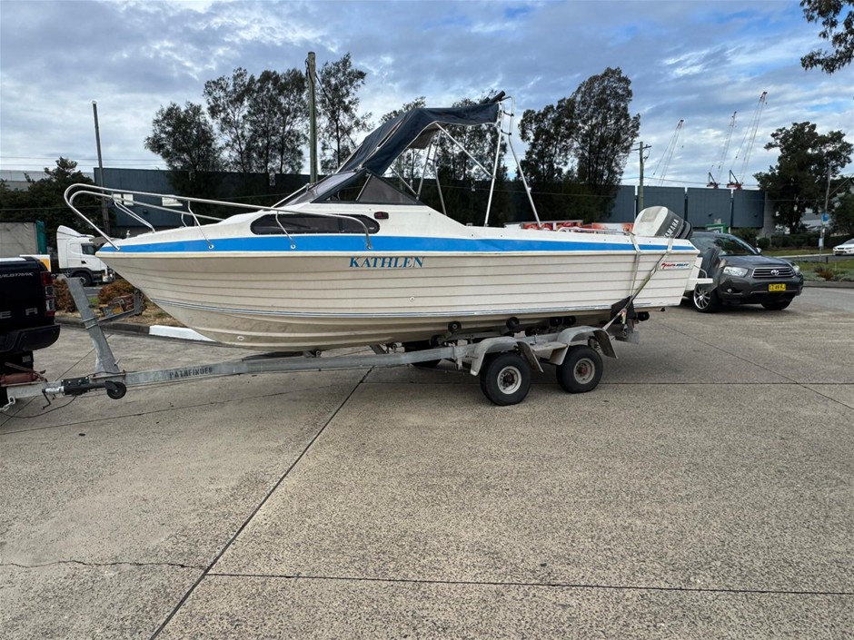 Yalta Craft 6.4m Half Cabin 150hp