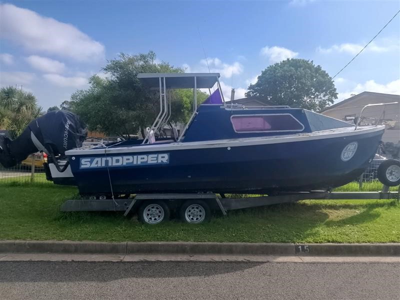 SandPiper Power Boat
