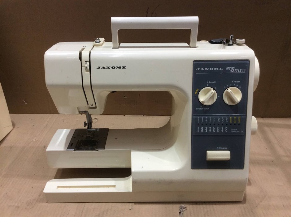 Janome MyStyle 16 Sewing Machine