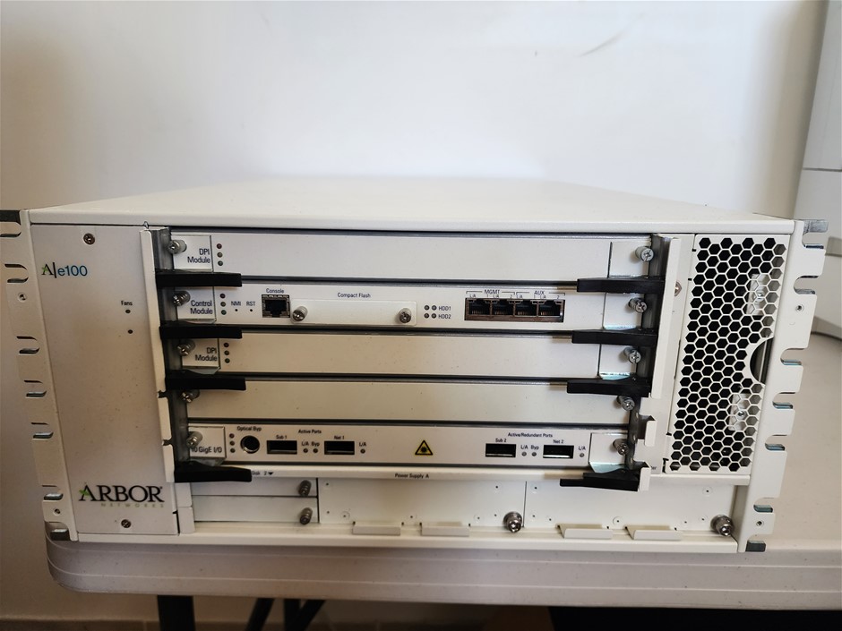 Arbor Networks E100 Carrier-Grade Network Appliance (Ellacoya E100)