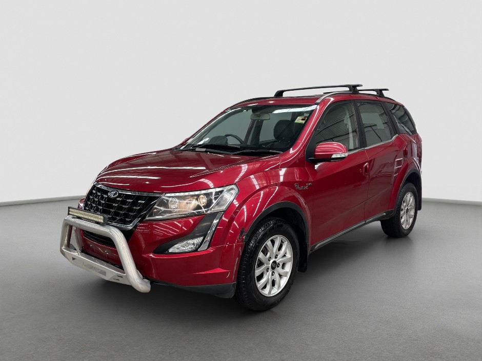 2019 Mahindra XUV500 W6 Wagon
