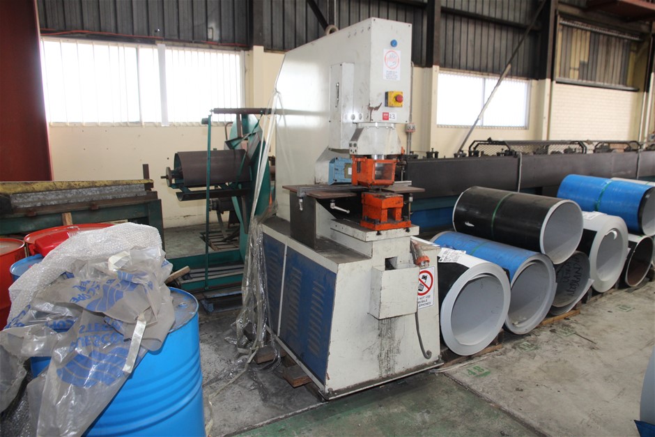 <B>Sun Rise PM-55LT 55T Hydraulic Metal Plate Punch Machine</B>