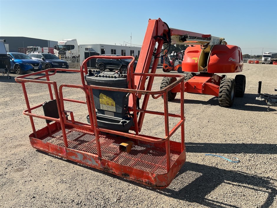 <p>2001 JLG 460SJ Boom Lift</p>