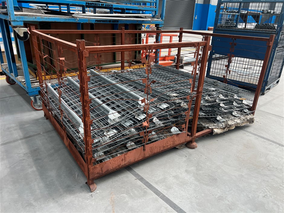 Stillage Cage Comprising of Rack Shelving