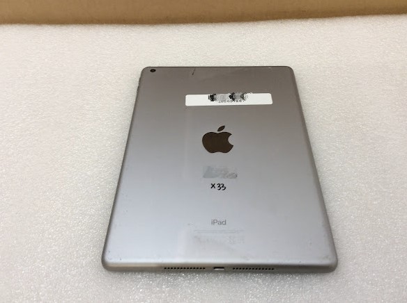 Apple iPad 5 (A1822) Tablet 32GB