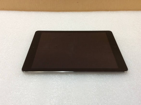 Apple iPad Air 1 (A1474) Tablet 16GB