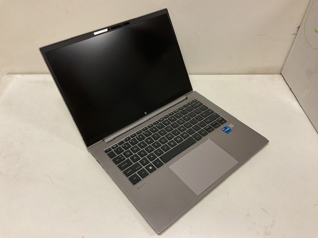 HP ZBook i7 1355U