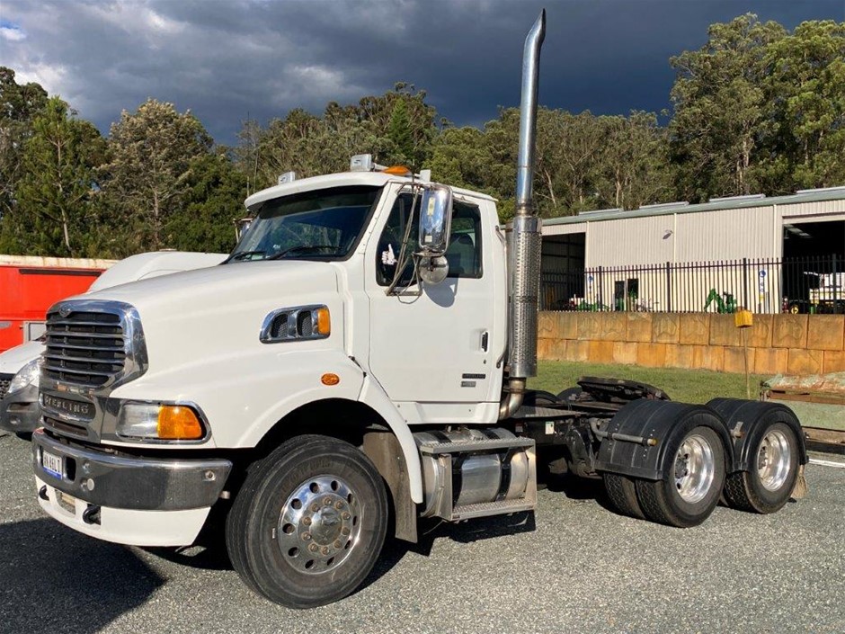2009 Sterling HX9500 6 x 4 Prime Mover Truck