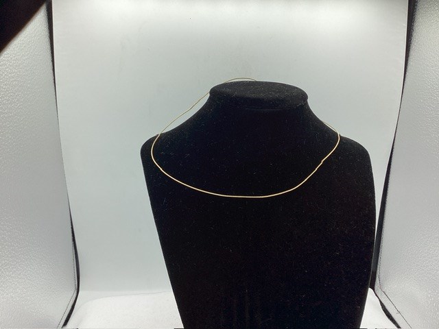 1 x Stamped 18ct Yellow Gold, Wire Choker