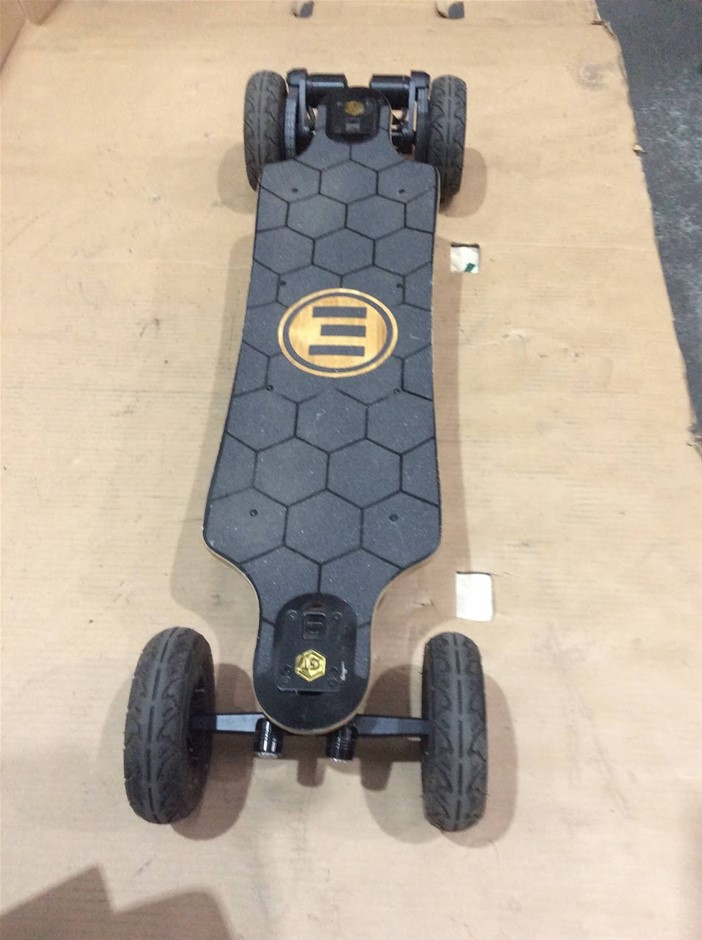 Evolve GTX Electric Skateboard