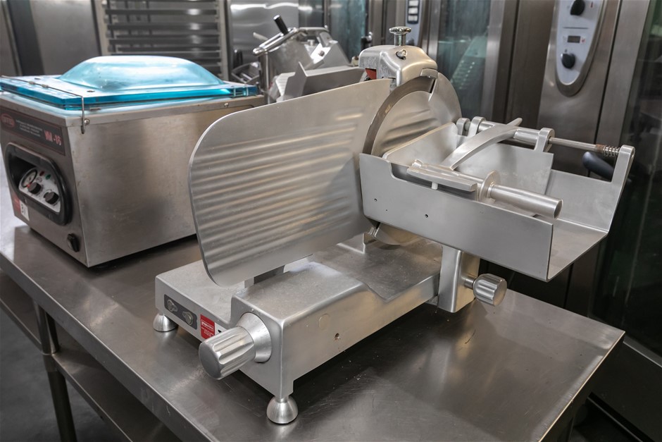 Hualing HBS-300C Bench Meat Slicer Machine