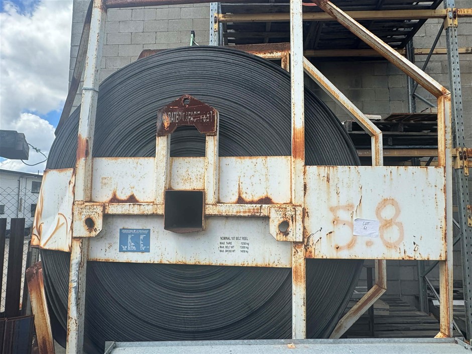 1 Lot Comprising of Roll of Fabric Belt