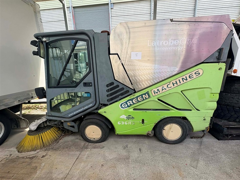 Tennant Green Machine Compact Floor Sweeper