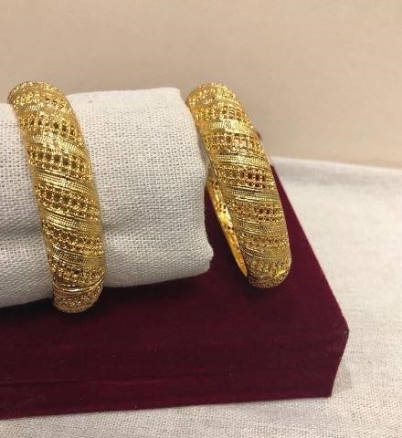 4pcs x 22K/Italy  Yellow Gold Filled  Bangles  with stamp-60mm