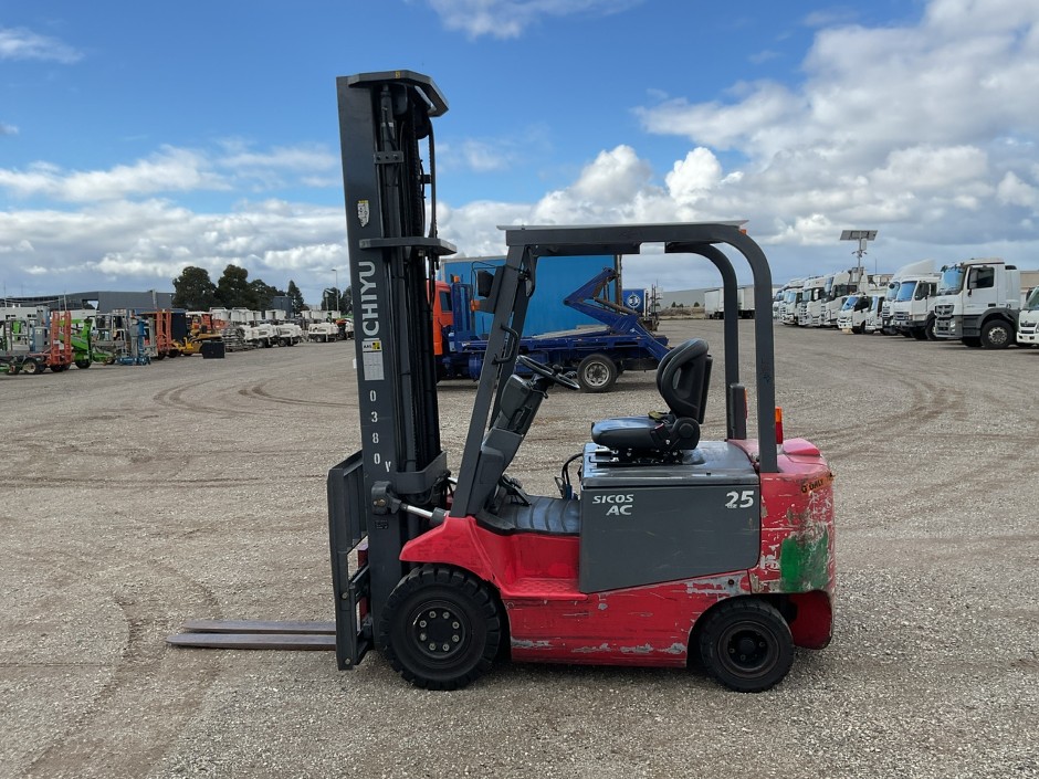 Nichiyu FB25PN-72BC-650MSF Electric