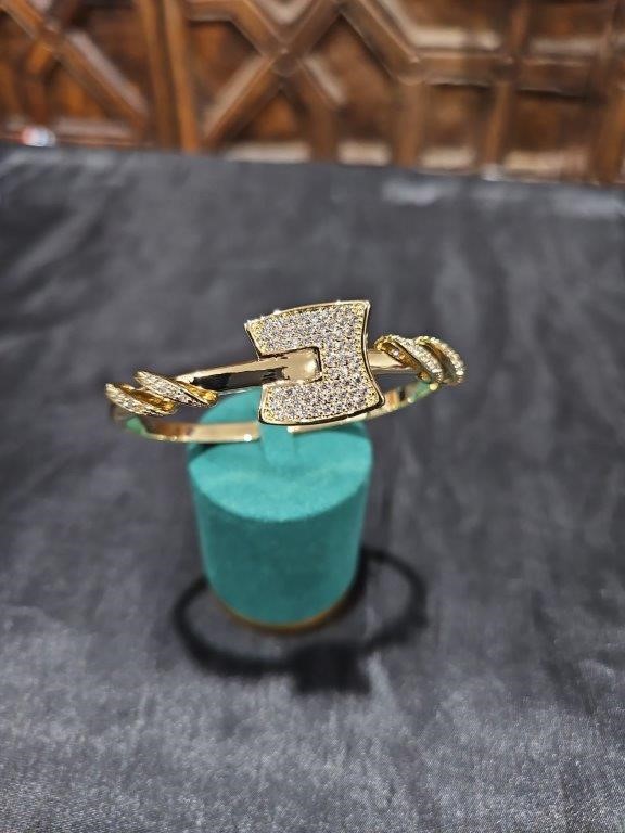 18K/Italy Gold Filled Bangle -(18K/Italy)-Warranty Quality-Bonus Gift