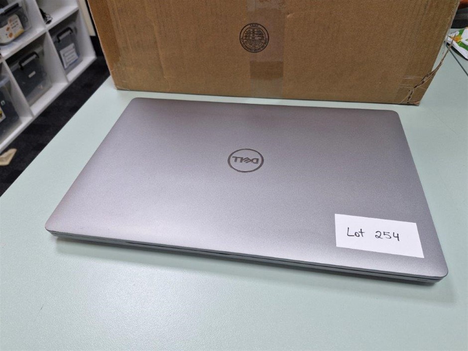 Latitude 5510 (with 65W charger)