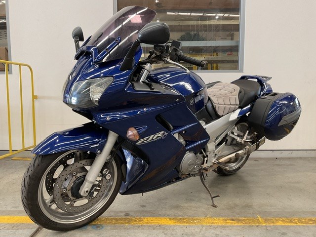 2005 Yamaha FJR1300 Motorcycle
