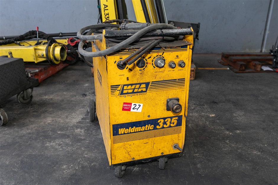 WIA Weldmatic 335 Mobile Mig Welder