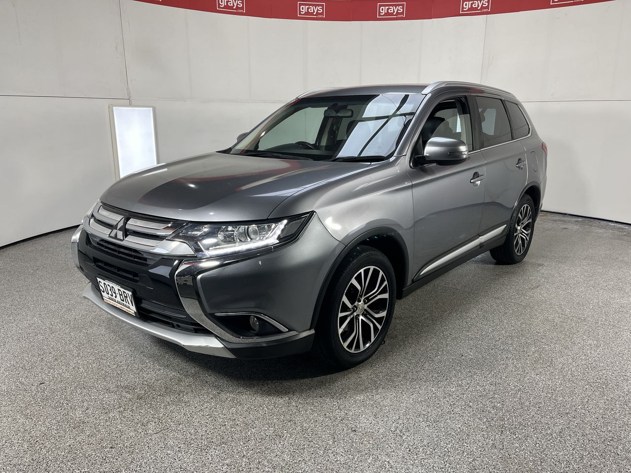 2016 Mitsubishi Outlander LS 7 seat AWD Safety Pack ZK CVT 7 Seats Wagon