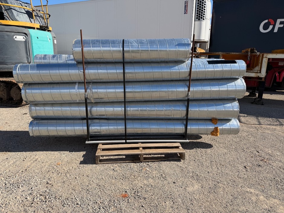 <p>Steel Ducting Pipes</p>