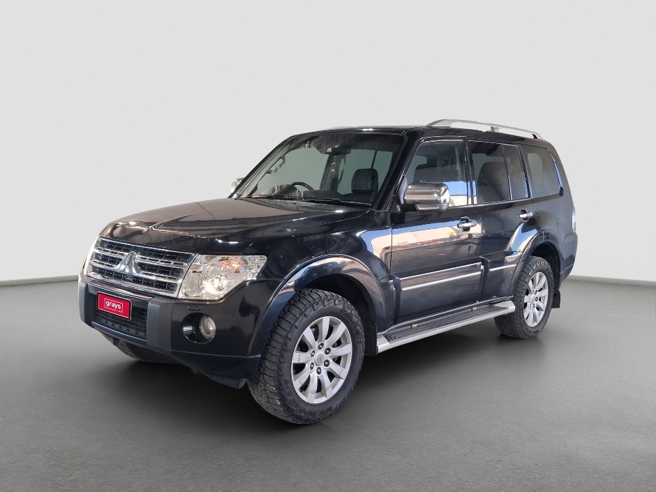 2009 Mitsubishi Pajero Exceed Diesel WOVR-INSPECTED