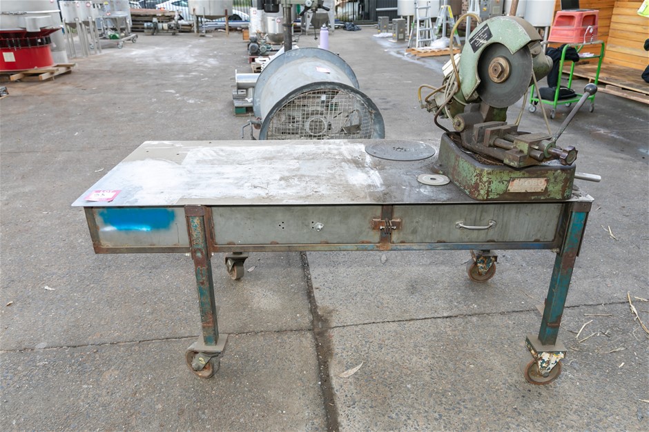 Cold Cut Saw with Mobile Work Bench