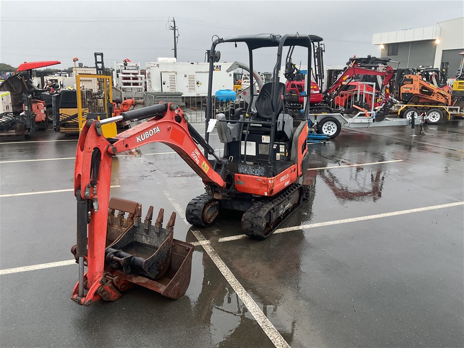<p>Kubota  KX018-4 Mini Excavator</p>