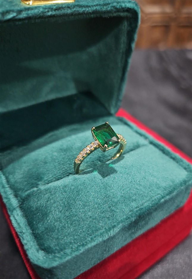 14K/Italy 2.0ct Green Emerald Cut Yellow Gold Filled Ring(stamped)-10US