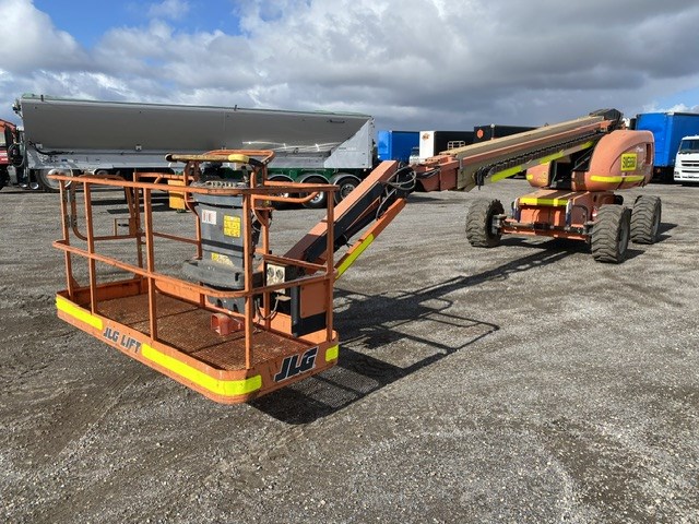 <p>2015 JLG 660SJ Boom Lift</p>