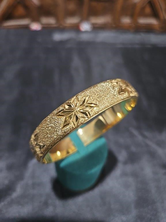 22K/Italy Yellow Gold Filled Bangle(Stamped 22K/Italy)Warranty Quality-Gift
