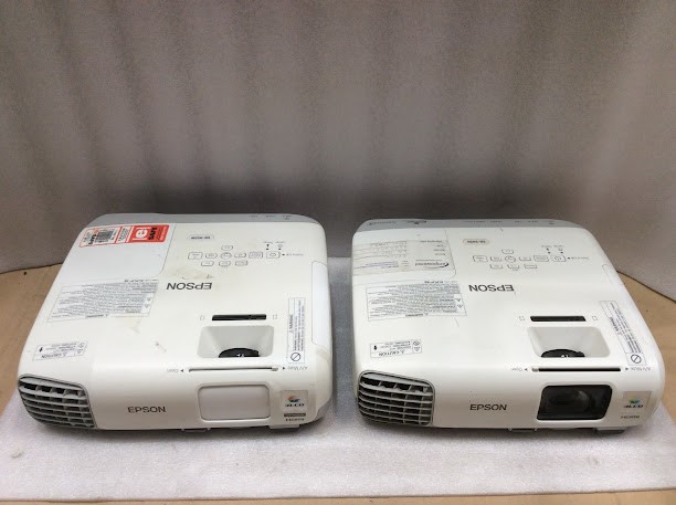 Epson EB-945H&EB-955W LCD Projectors (Lot of 2)
