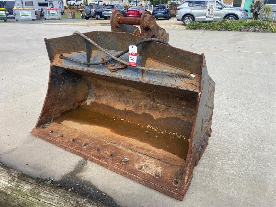Hydraulic Tilt Excavator Bucket
