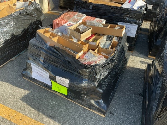 <p>Assorted Nuts Bolts and Screws Pallet Of</p>