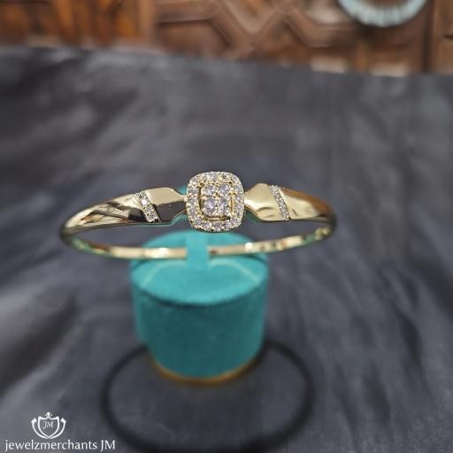 18K/Italy Gold Filled Bangle -(stamped 18K/Italy)-Warranty Quality