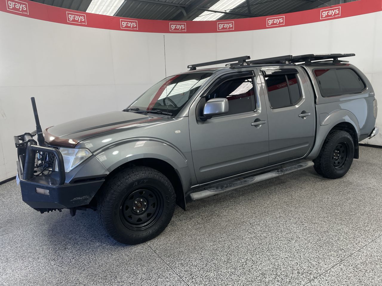 2010 Nissan Navara 4x4 ST D40 Turbo Diesel Manual Pick-Up