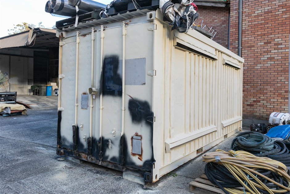 <B>1990 Genstar BCD 3 20' Shipping Container with Vented Sides</B>