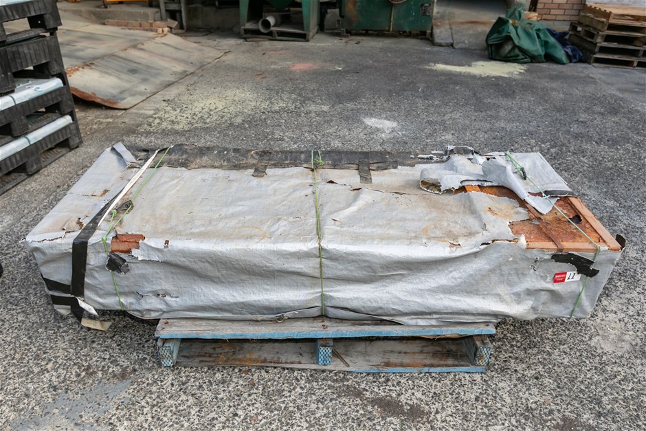 <B>20' Container Dome Shetter</B>