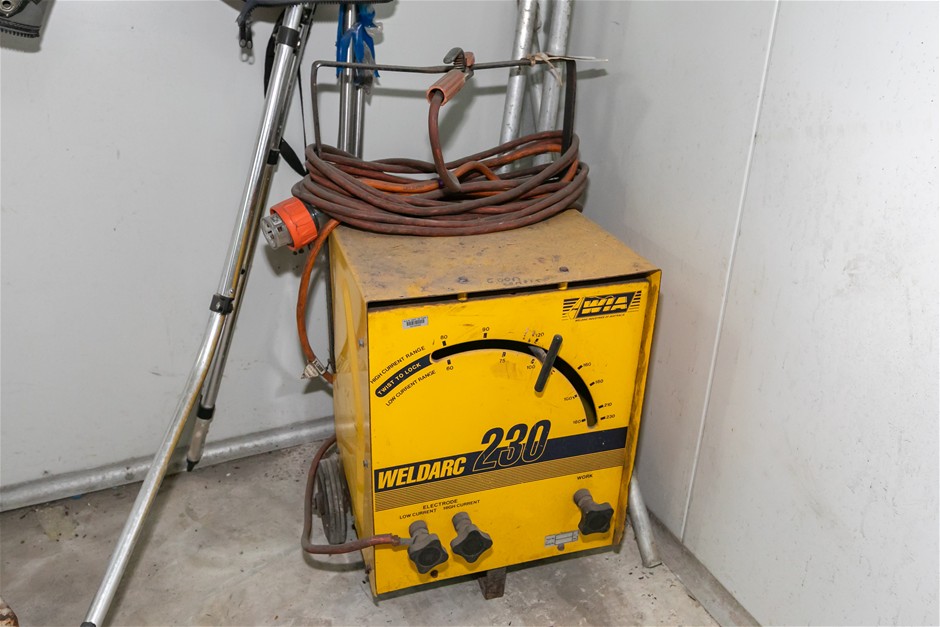 WIA WELDARC 230 Mobile ARC Welder