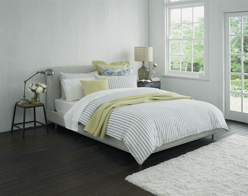 Sheridan Delphine Haze Reversible King Q