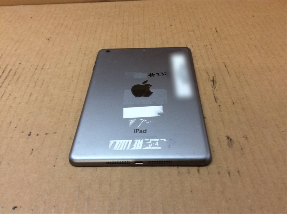 APPLE IPAD MINI 2 A1489 A7 16GB Tablet