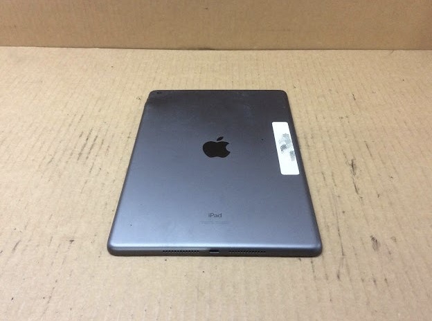 Apple iPad Air 2 (A1566) Tablet 16GB