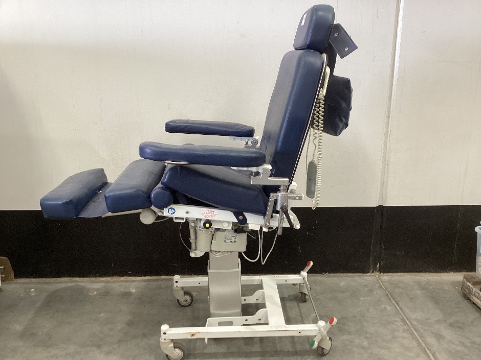 Gardhen Bilance Stephen H Flat Multitherapy Chair????????????????