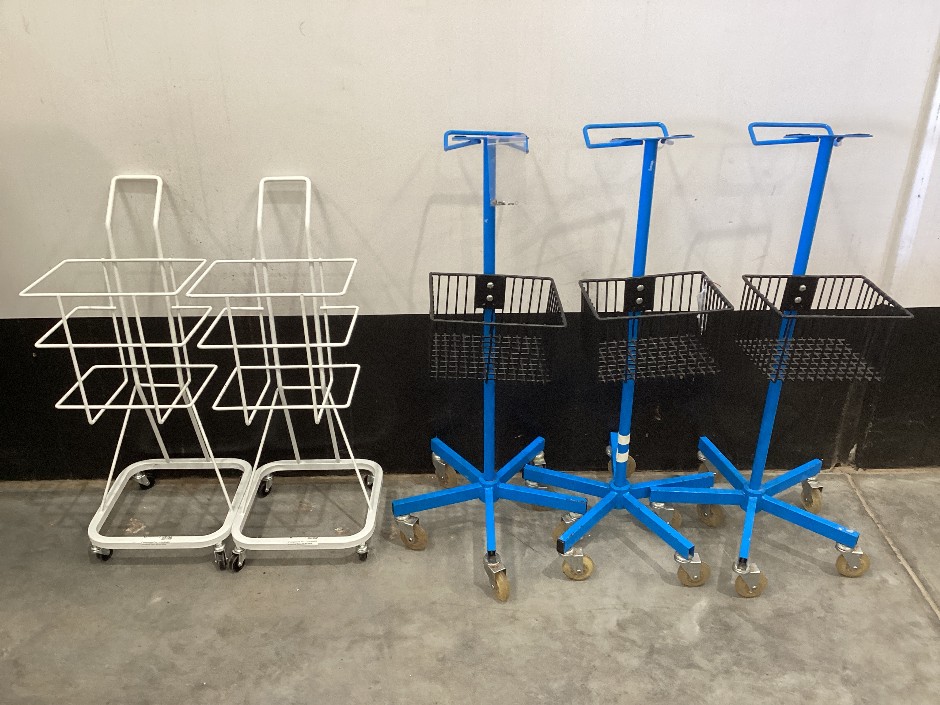 <p>5 x Medical Trolley Assortment</p>