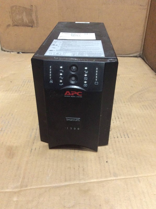 APC Smart-UPS 1500 UPS