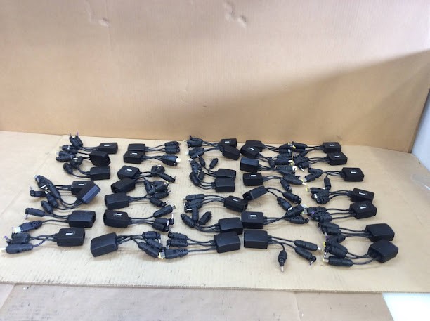 Targus ACC1009 3-Way DC Charging Cables (Lot of 35)
