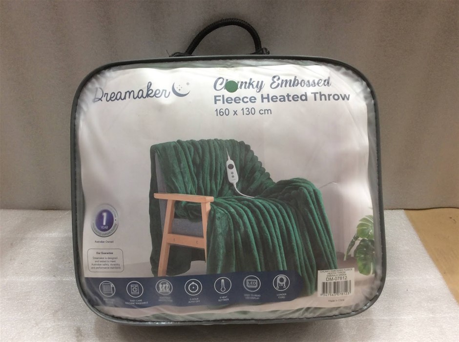 Dreamaker DM-07812 Chunky Embossed Fleece Heated Throw